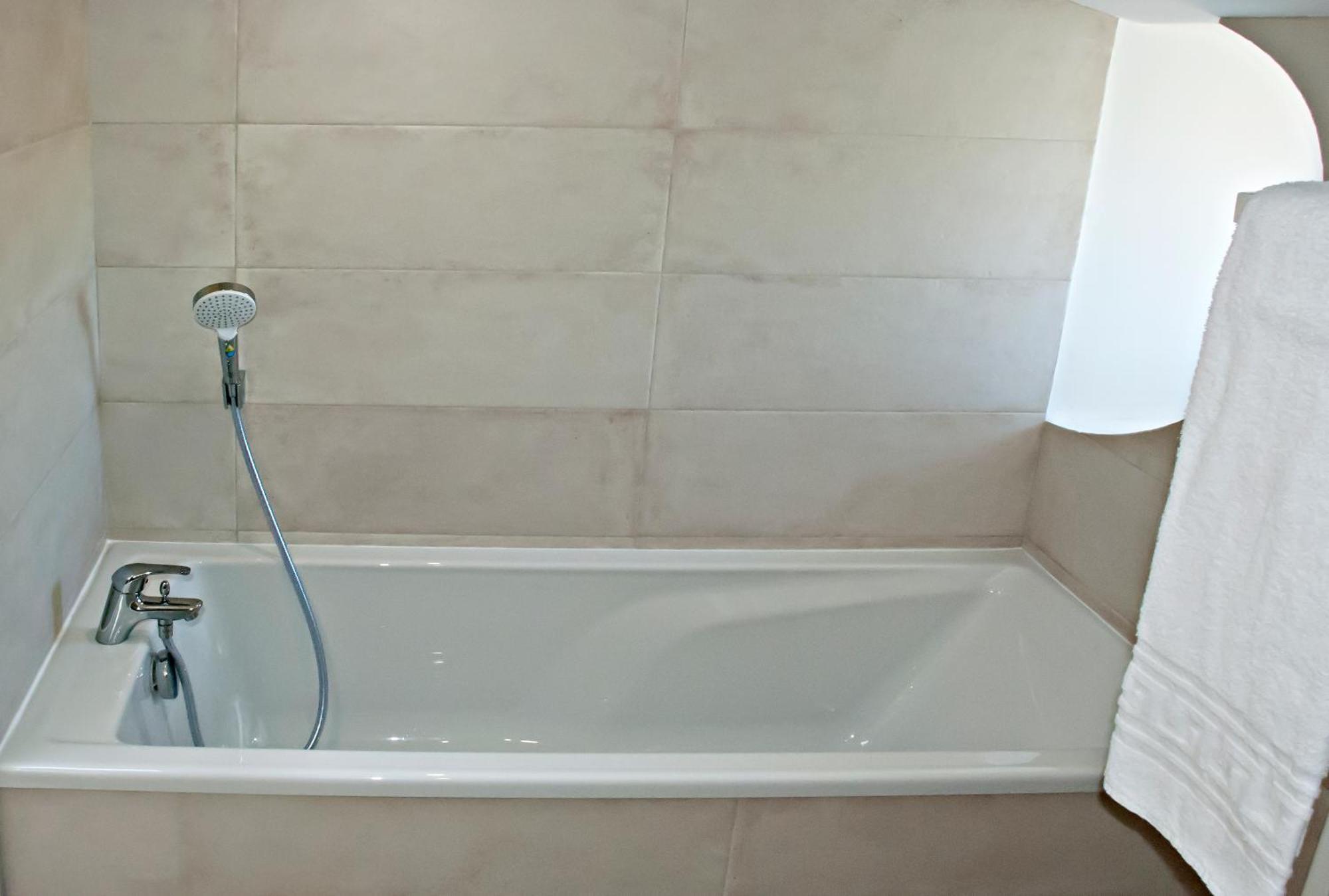 Chartreuse De Mougeres - Caux Pezenas Bed & Breakfast Екстериор снимка