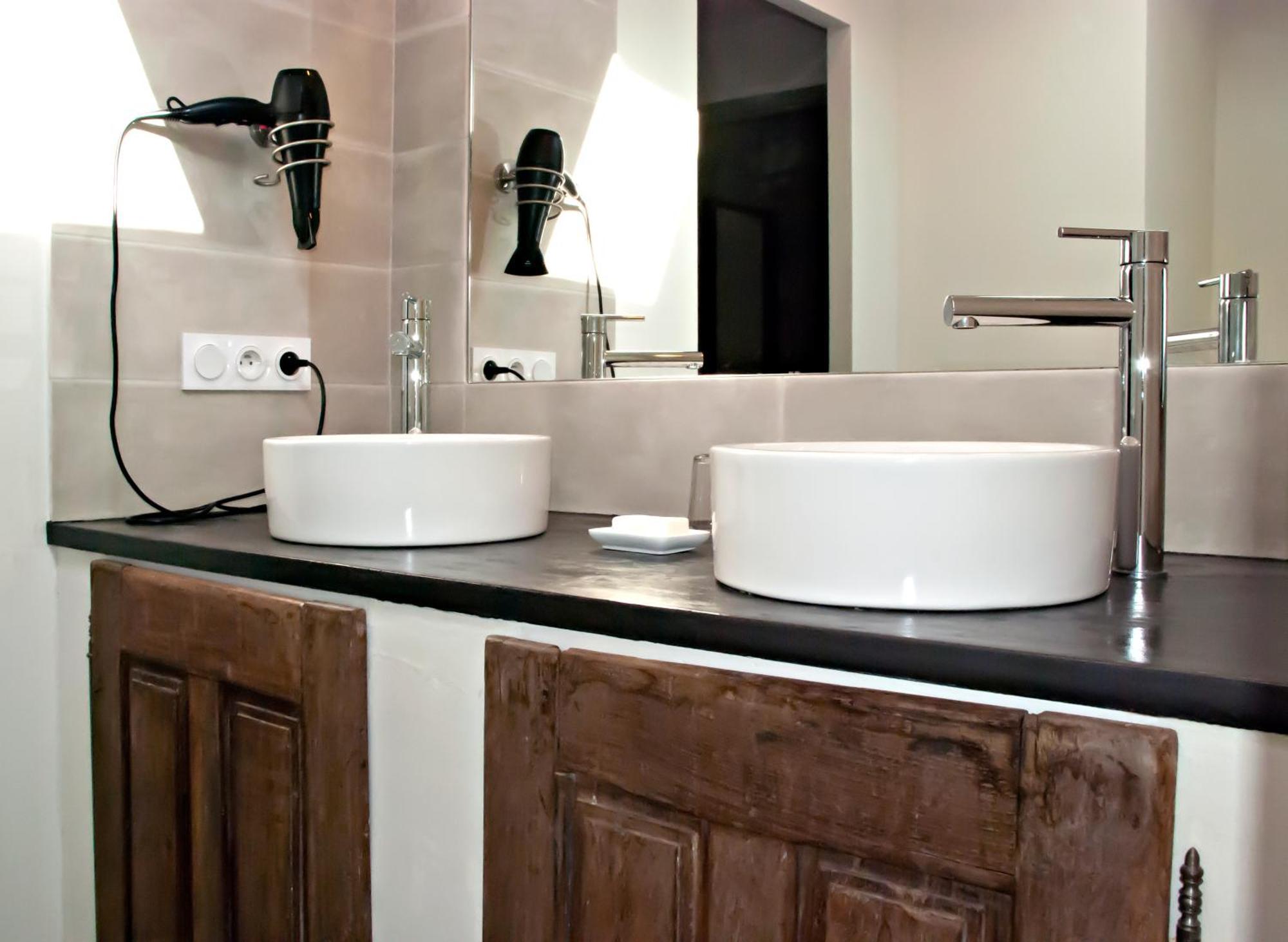 Chartreuse De Mougeres - Caux Pezenas Bed & Breakfast Екстериор снимка