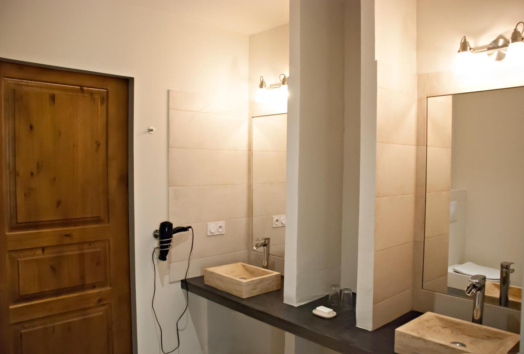 Chartreuse De Mougeres - Caux Pezenas Bed & Breakfast Екстериор снимка
